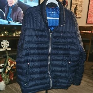 Tommy Hilfiger Mens XXL Winter Jacket. Gorgeous. Natural Down Packable!!